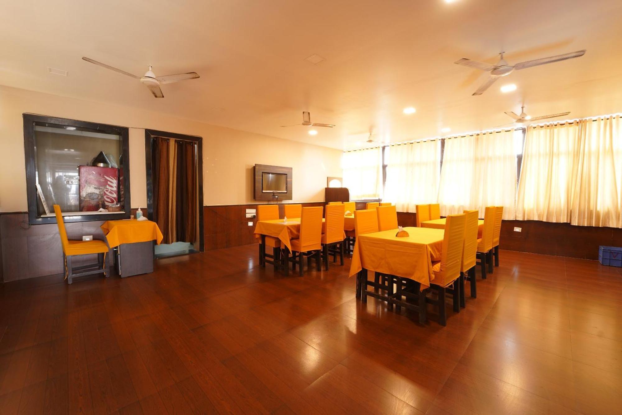 Fabhotel Ocean View Apartment - Nr Dabolim Airport Oud Goa Buitenkant foto